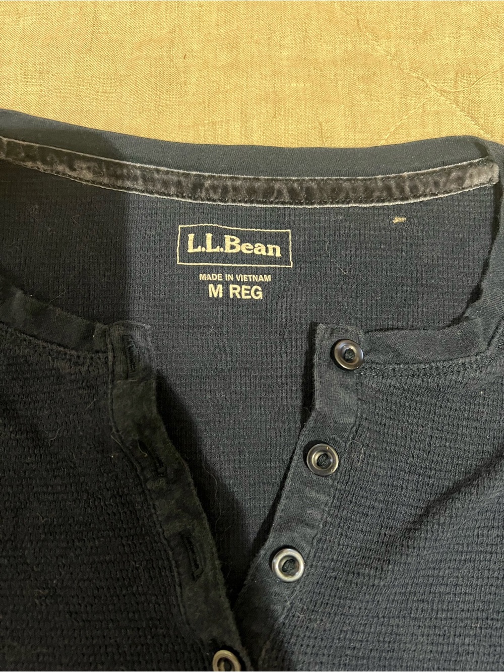 L.L. Bean Women's Waffle Knit Thermal Henley Shirt Navy Blue Long Sleeve Size M - Picture 6 of 8